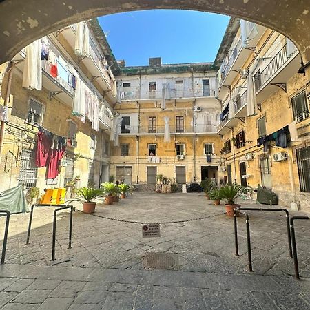 Hv Suites Decumanus Naples Extérieur photo