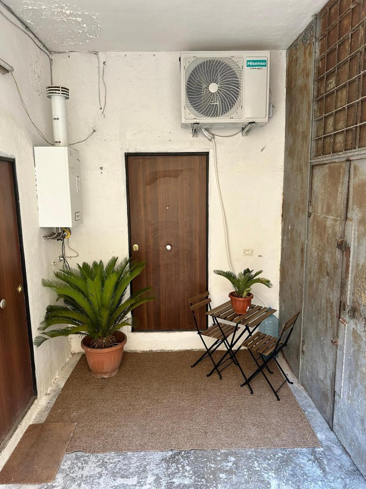 Hv Suites Decumanus Naples Extérieur photo